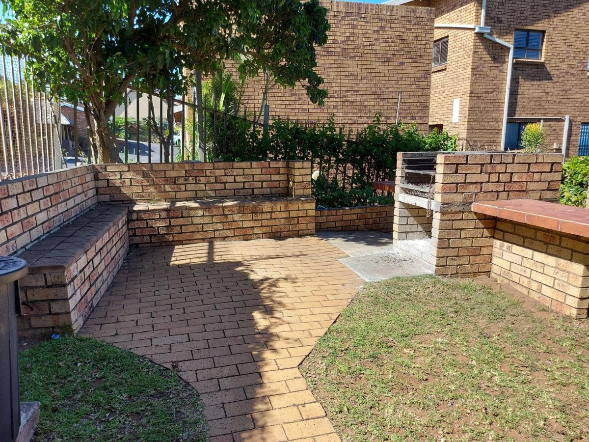 Ferienwohnung Sea Views At High Tide 1803 Amanzimtoti Exterior foto